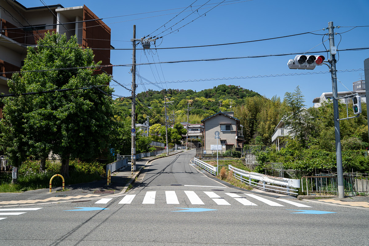 近代的な街並みが残る箕面萱野駅前の様子